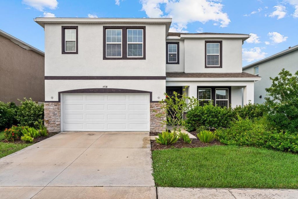 Photo of 5728 Woodland Sage Drive, Sarasota, FL 34238 (MLS # A4708580)