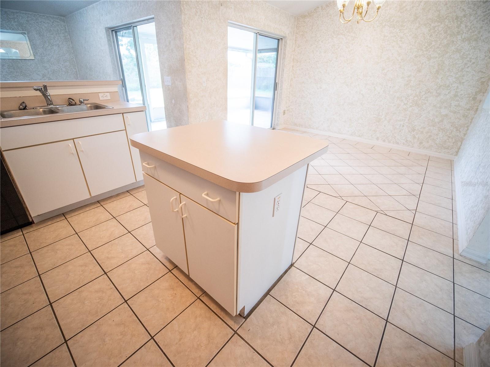 DELTONA LAKES UNIT 43 - Residential