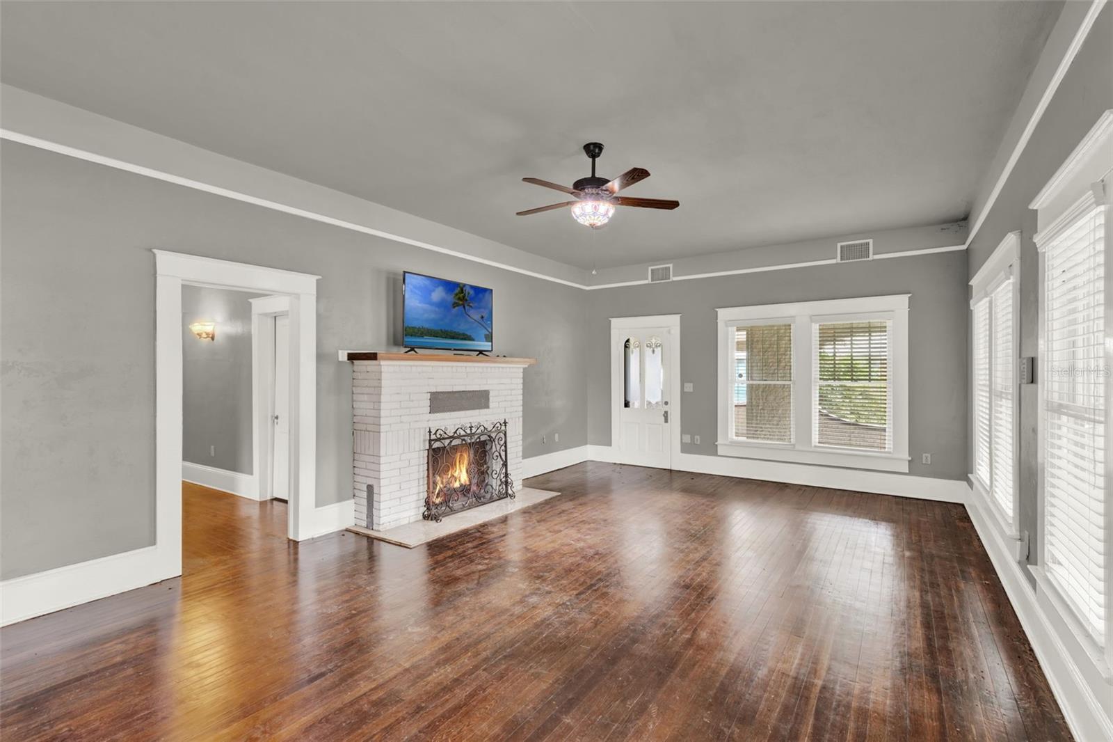 UMATILLA OAK PARK - Residential