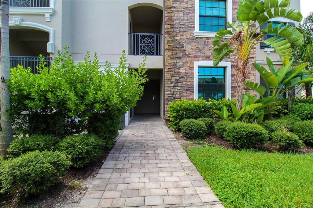 TERRACE I AT LAKEWOOD NATIONAL PH 2 - Residential Lease