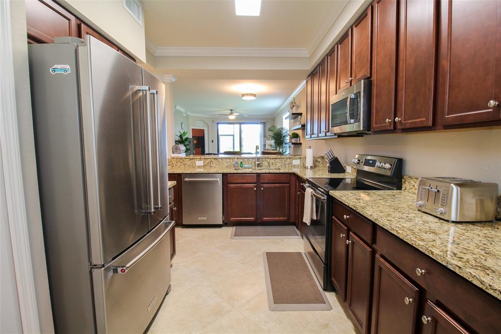 TERRACE I AT LAKEWOOD NATIONAL PH 2 - Residential Lease