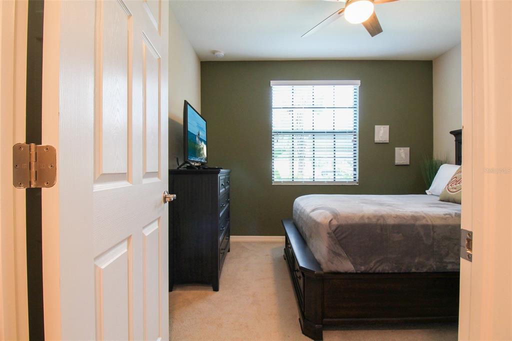 TERRACE I AT LAKEWOOD NATIONAL PH 2 - Residential Lease