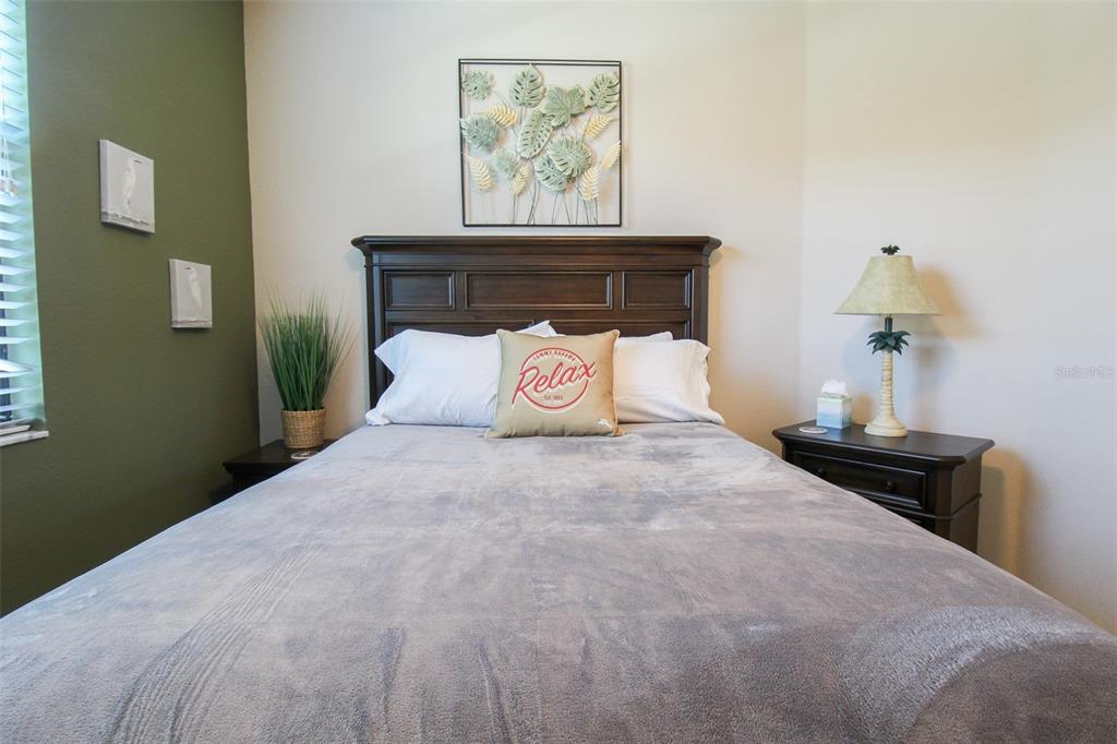 TERRACE I AT LAKEWOOD NATIONAL PH 2 - Residential Lease