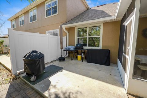 A home in LAKELAND