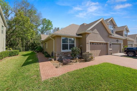 A home in LAKELAND