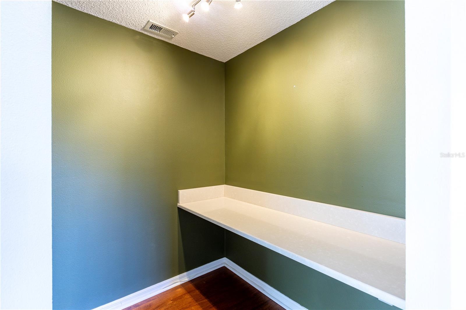 THE LINKS - Residential