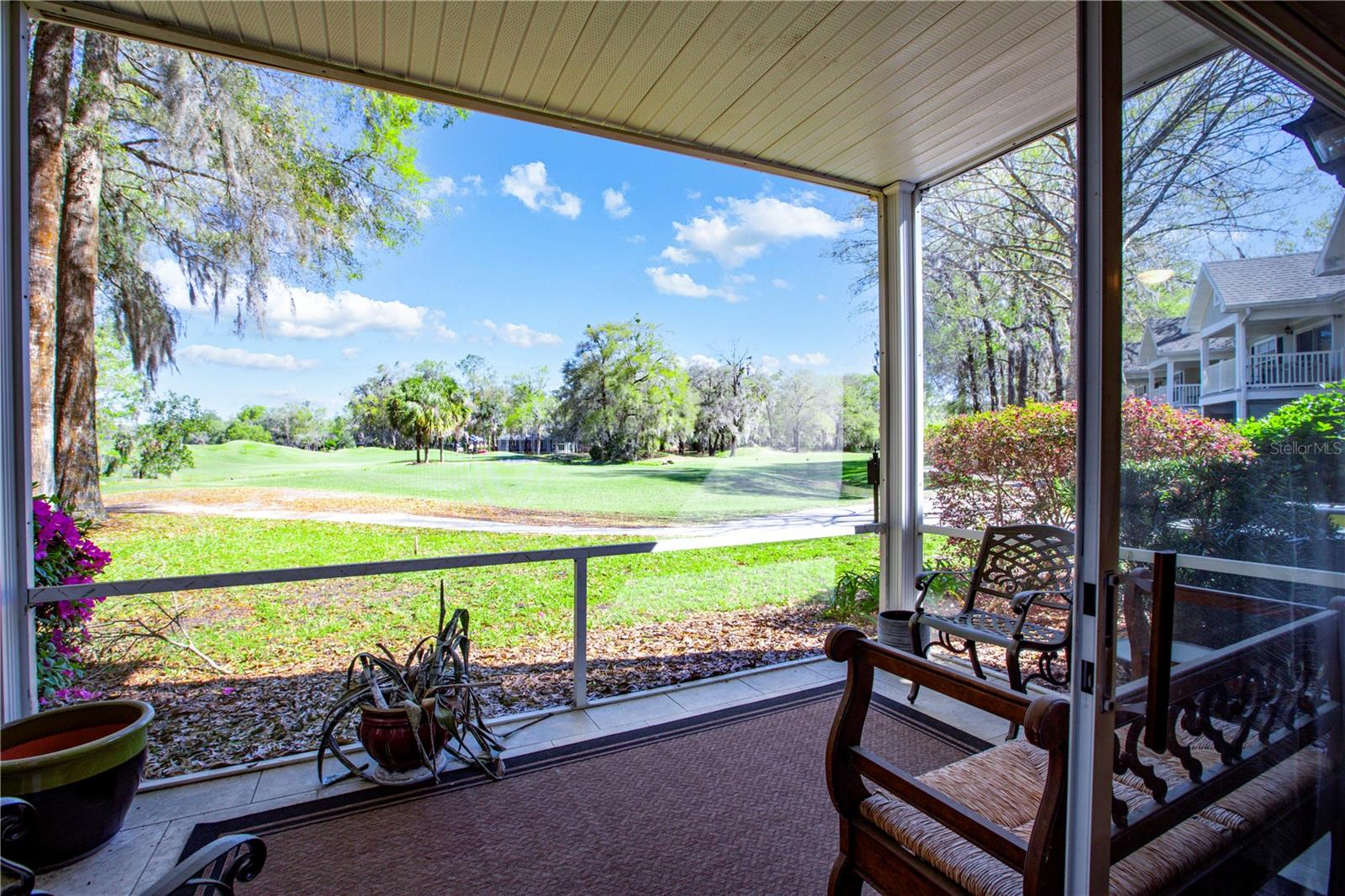 THE LINKS - Residential