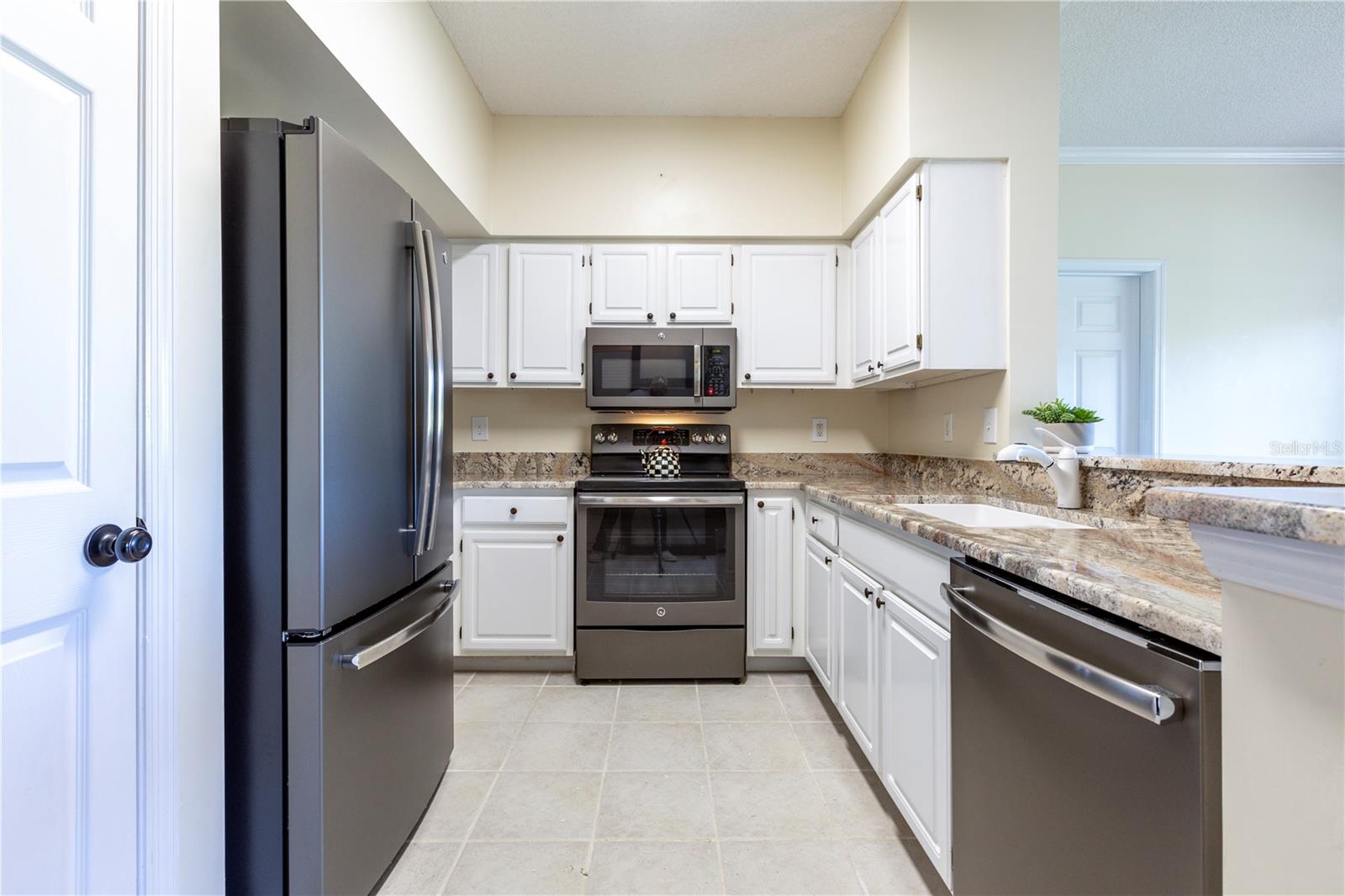 THE LINKS - Residential