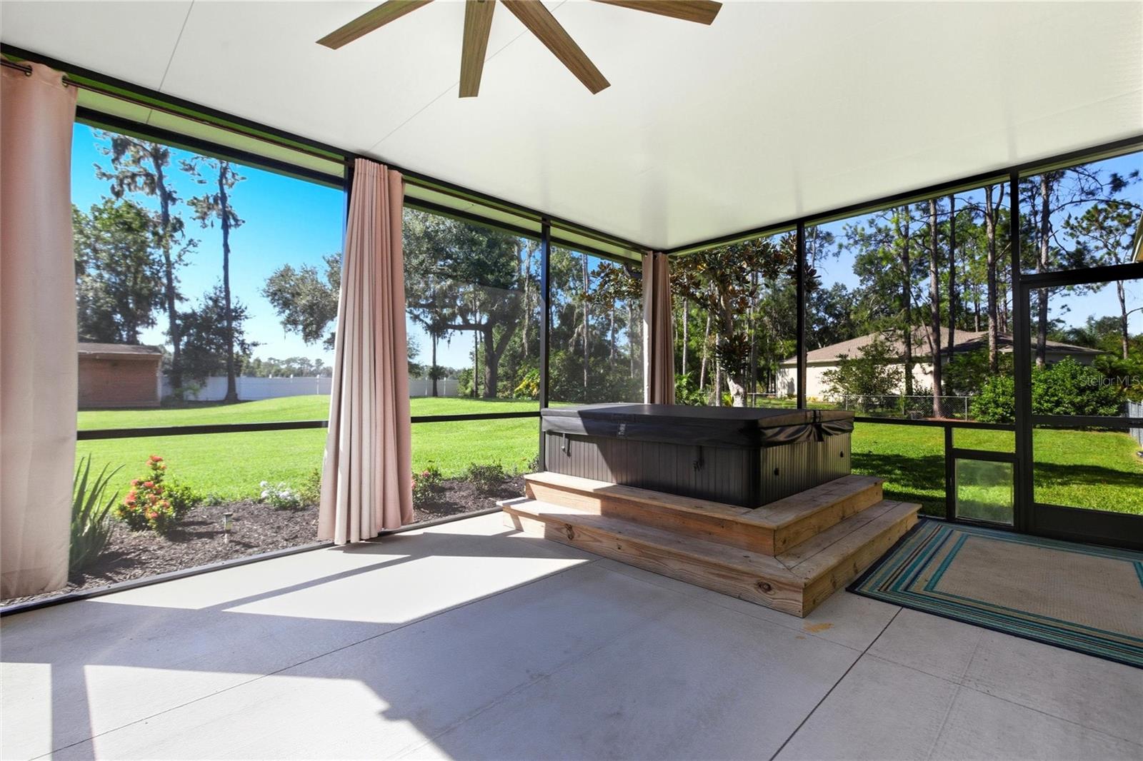 MAGNOLIAS AT DAWN - Residential