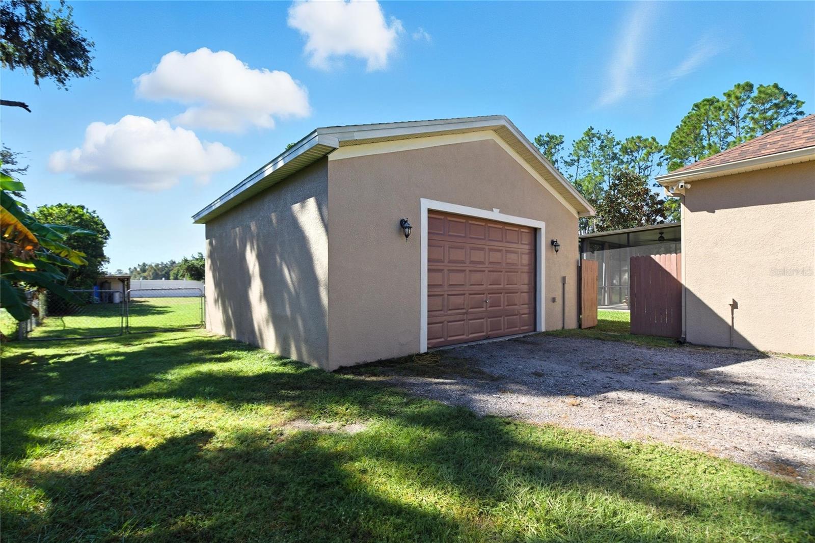 MAGNOLIAS AT DAWN - Residential