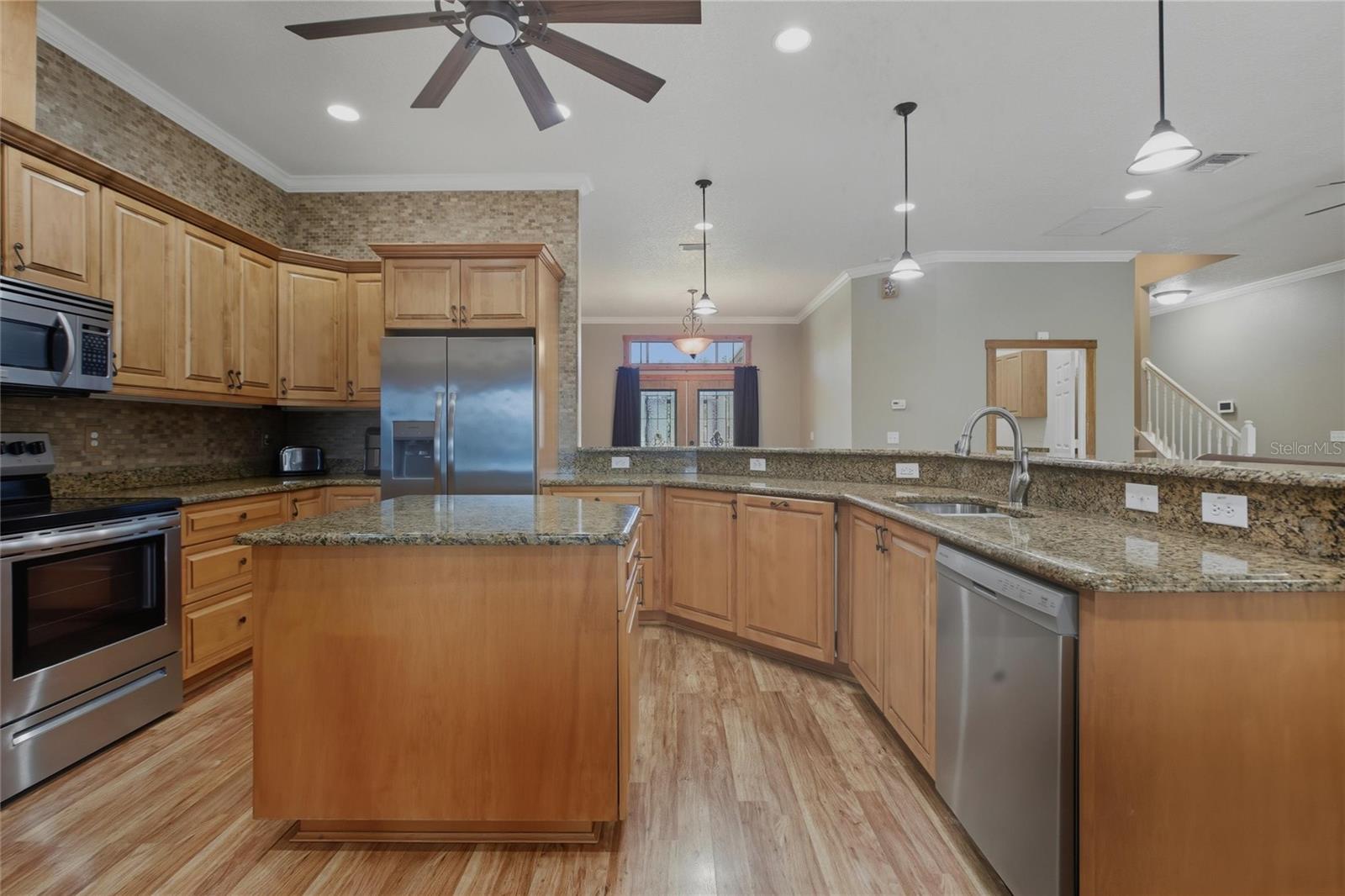 MAGNOLIAS AT DAWN - Residential