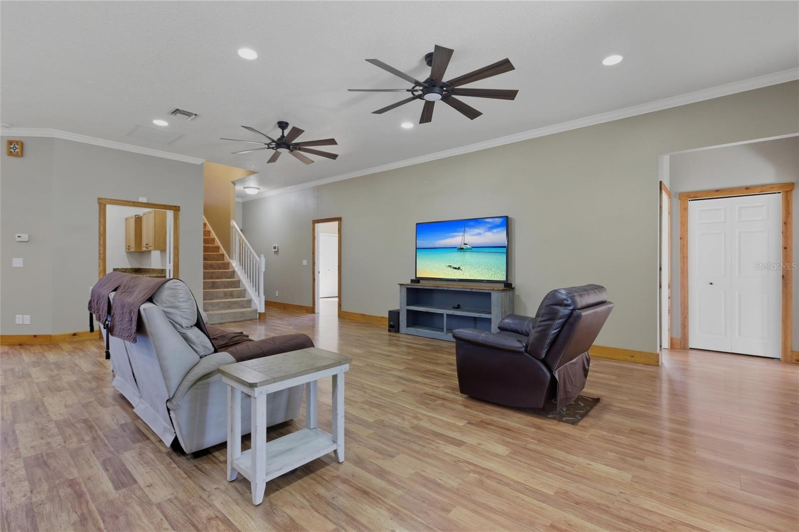 MAGNOLIAS AT DAWN - Residential