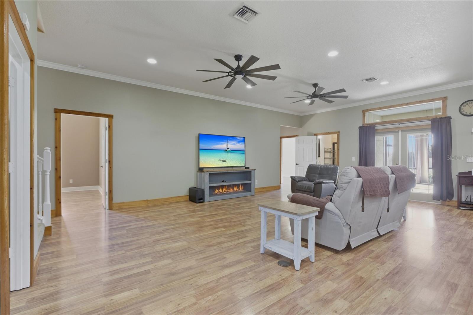 MAGNOLIAS AT DAWN - Residential