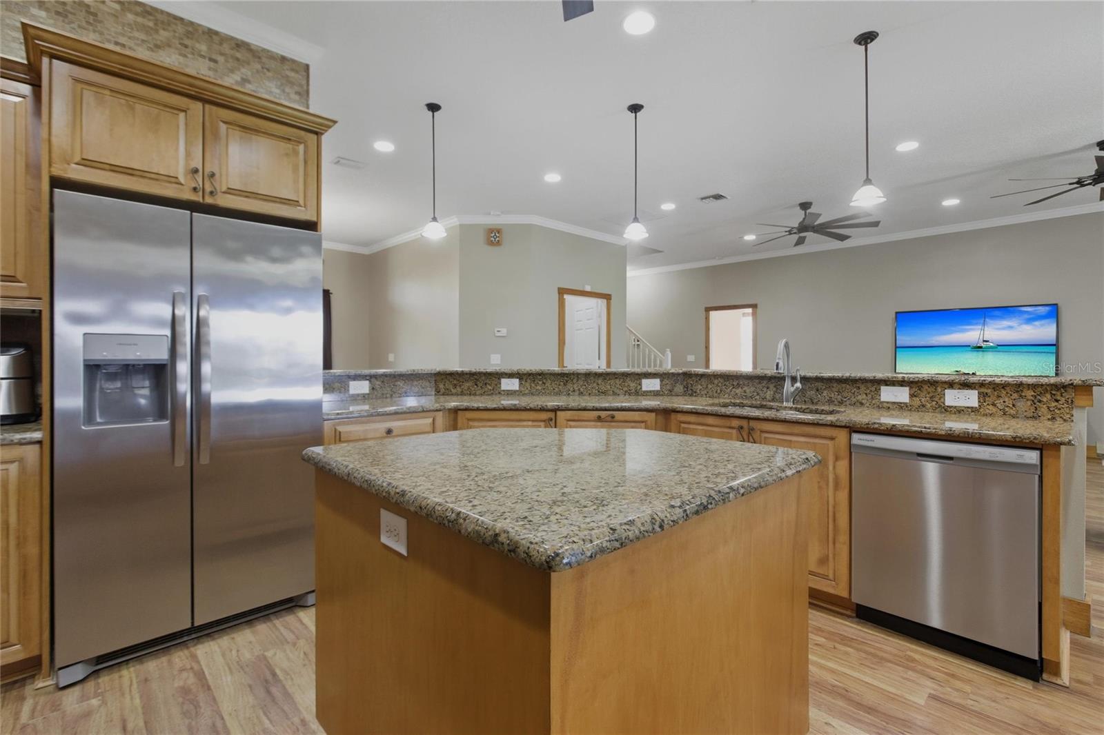 MAGNOLIAS AT DAWN - Residential