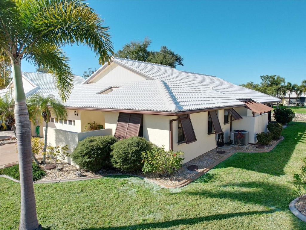 Photo of 137 Drifting Sands Drive, Venice, FL 34293 (MLS # A4687602)