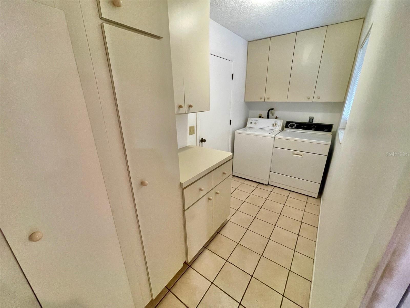 HOURGLASS LAKES PH 2 - Residential