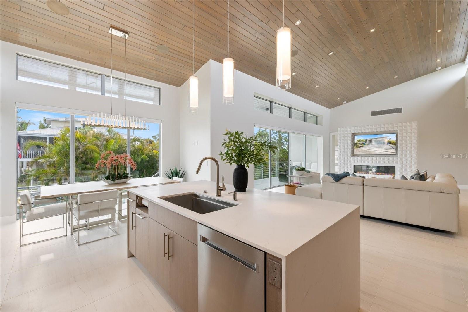 SLEEPY LAGOON PARK - Residential