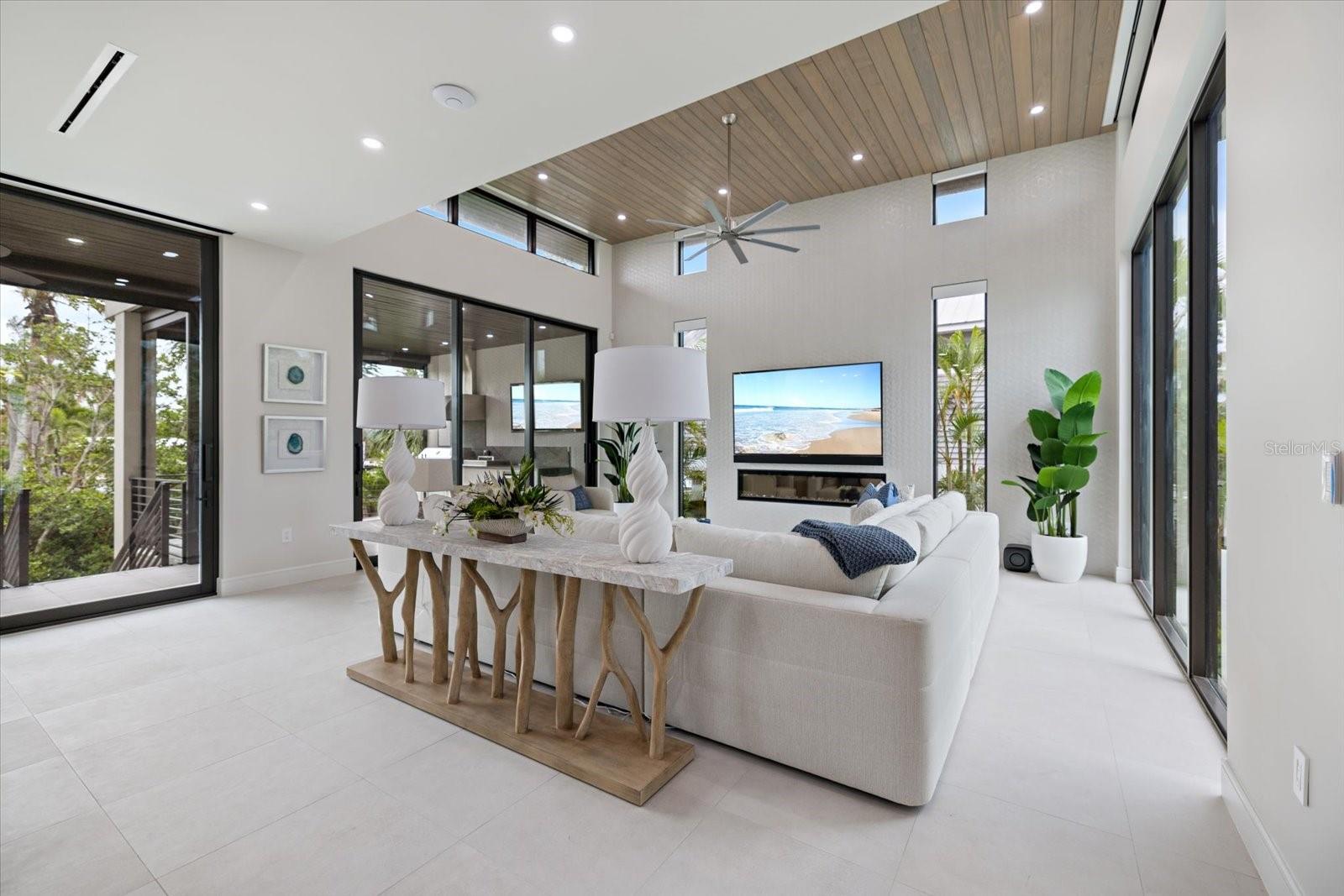 SLEEPY LAGOON PARK - Residential