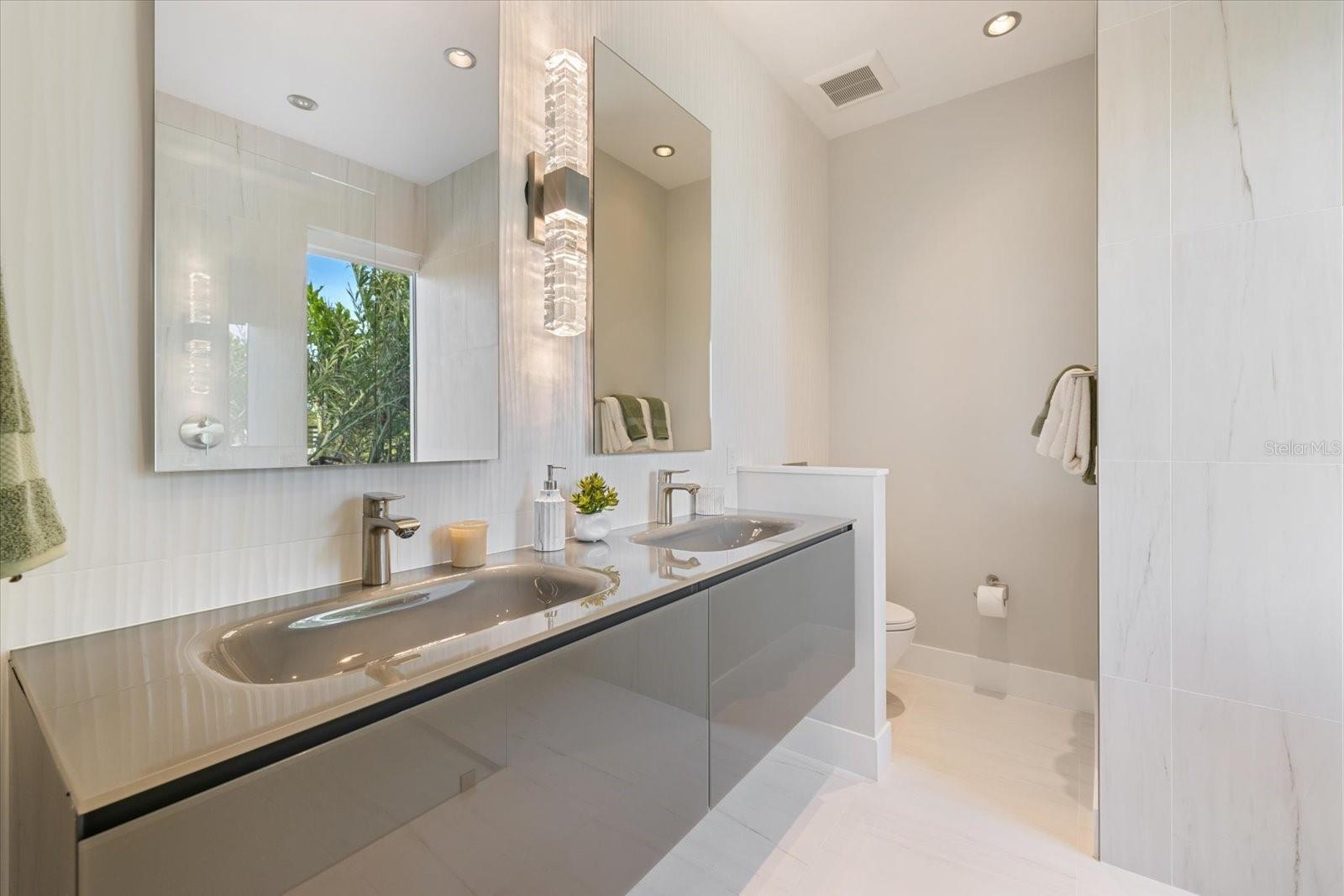 SLEEPY LAGOON PARK - Residential