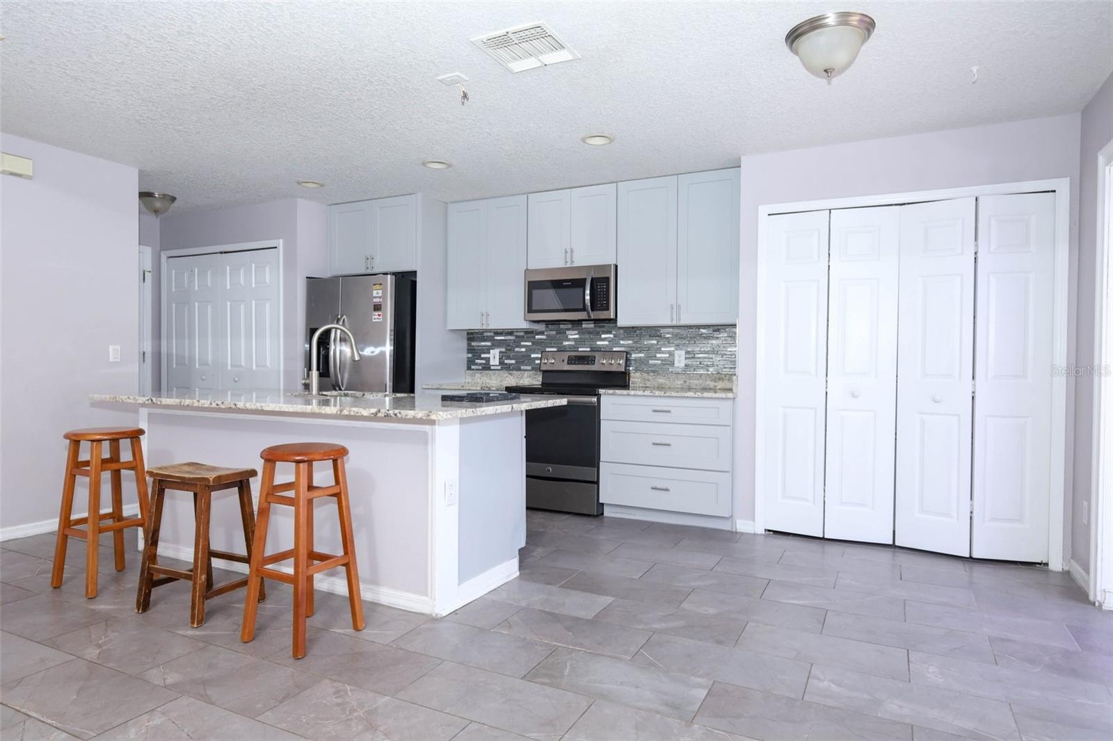 STONE CREEK 48 140 - Residential Lease