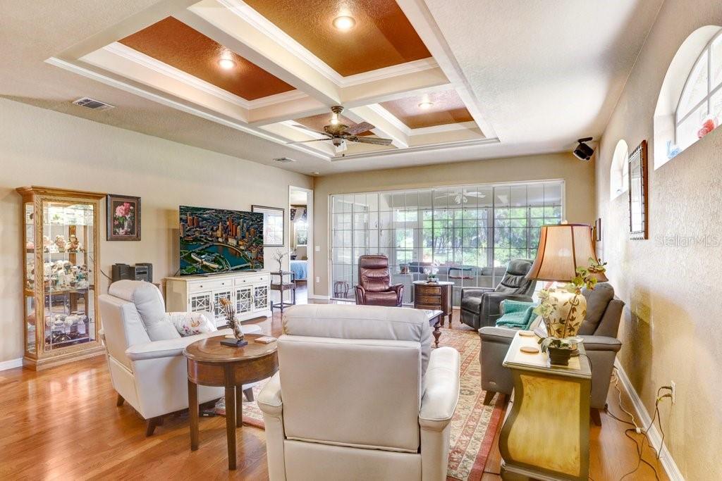 LAKE JOVITA GOLF & COUNTRY CLUB PH - Residential