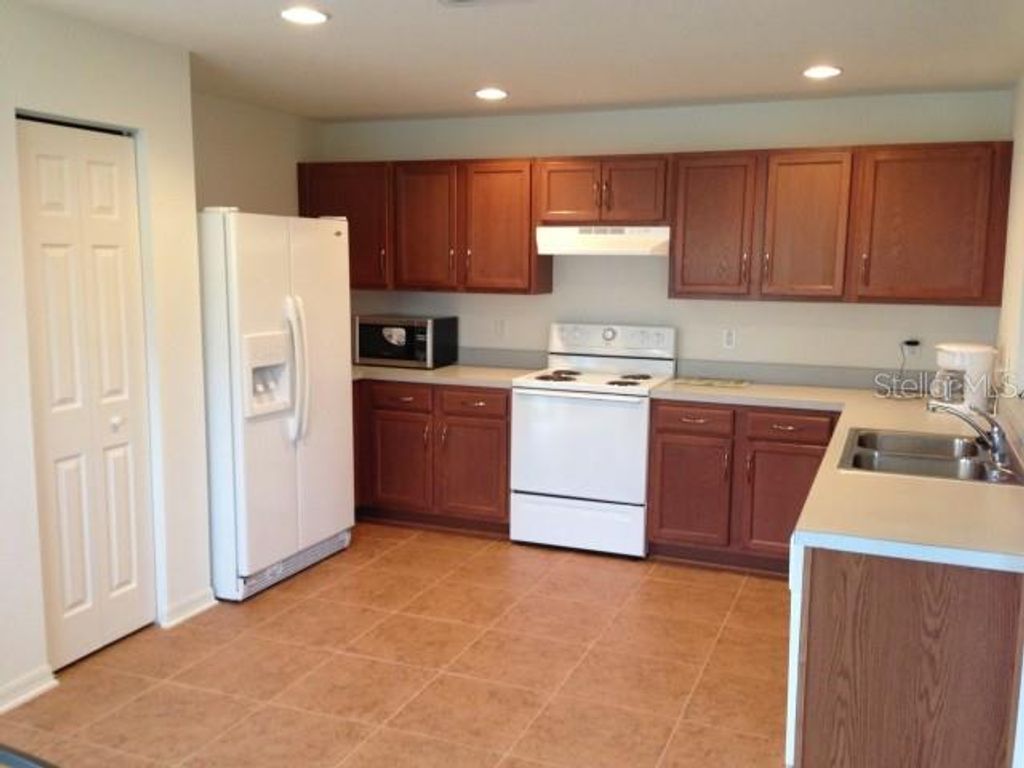 Photo of 5109 Butterfly Shell Drive, Apollo Beach, FL 33572 (MLS # TB8518328)