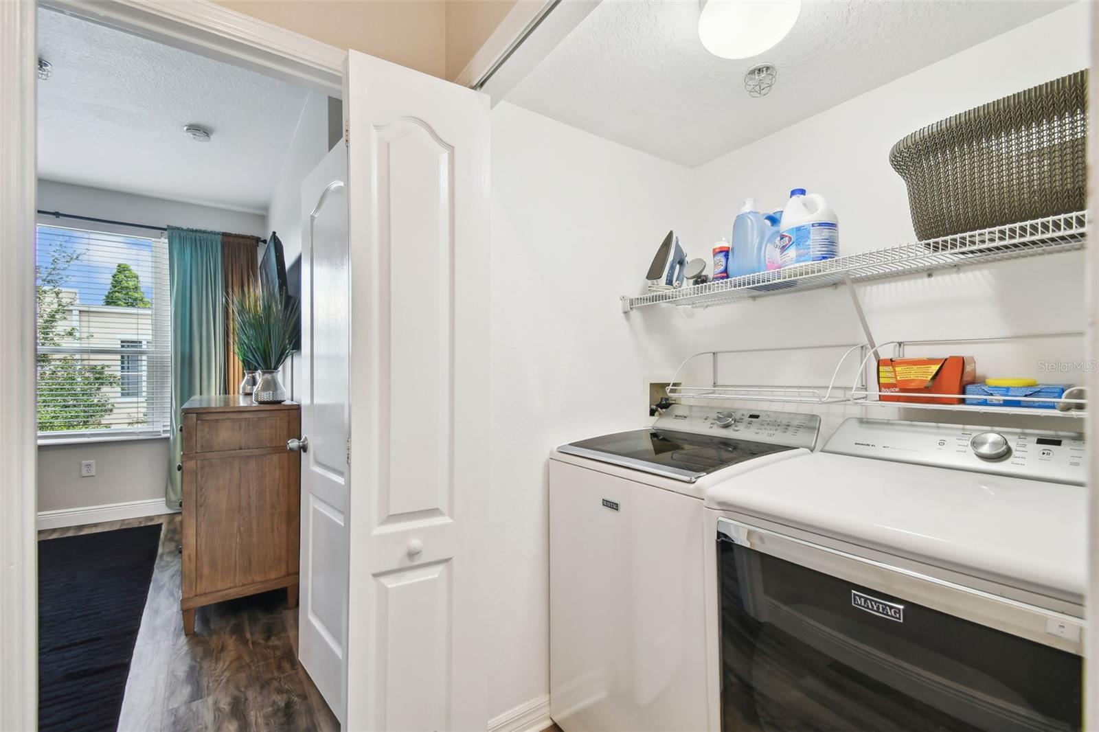 BAYSHORE WEST - Residential