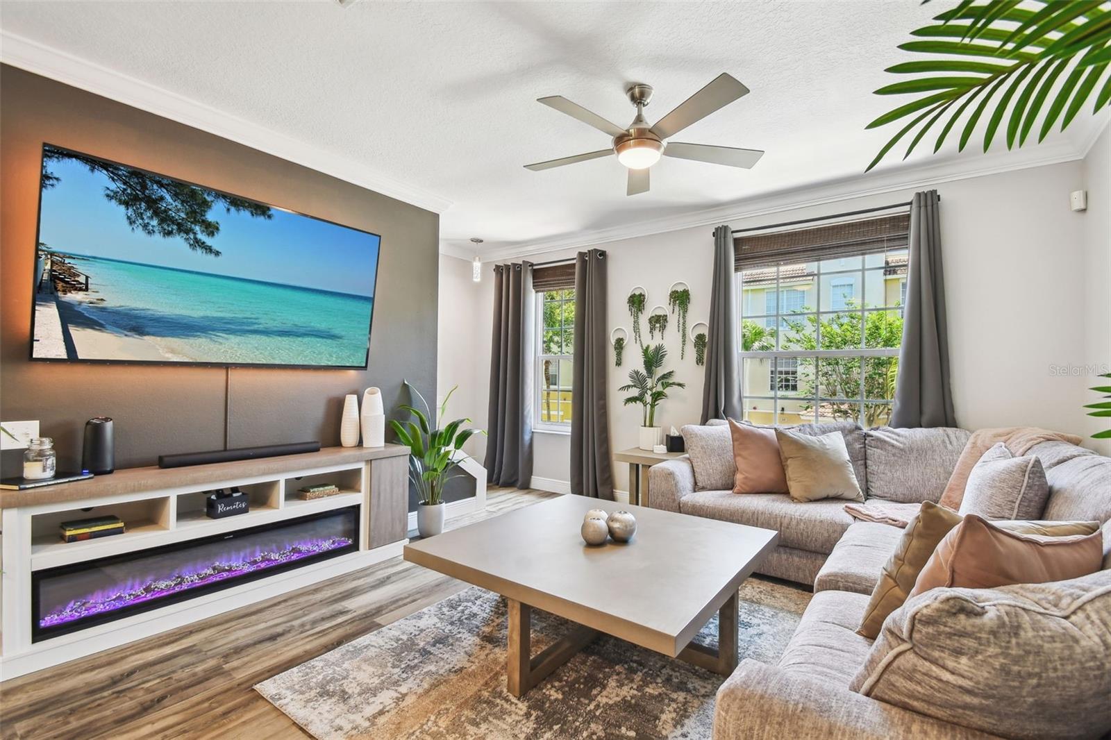 BAYSHORE WEST - Residential