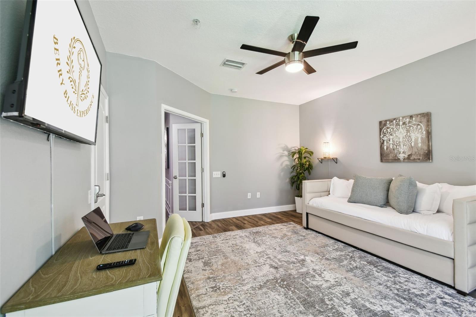 BAYSHORE WEST - Residential