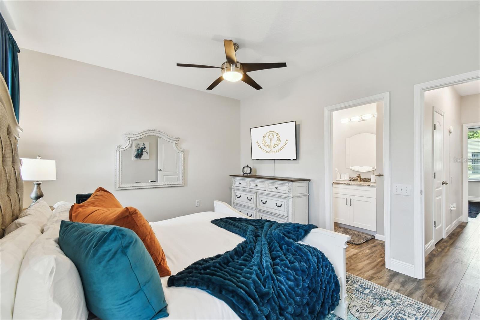 BAYSHORE WEST - Residential