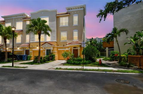 3174 BAYSHORE OAKS DRIVE TAMPA FL 33611