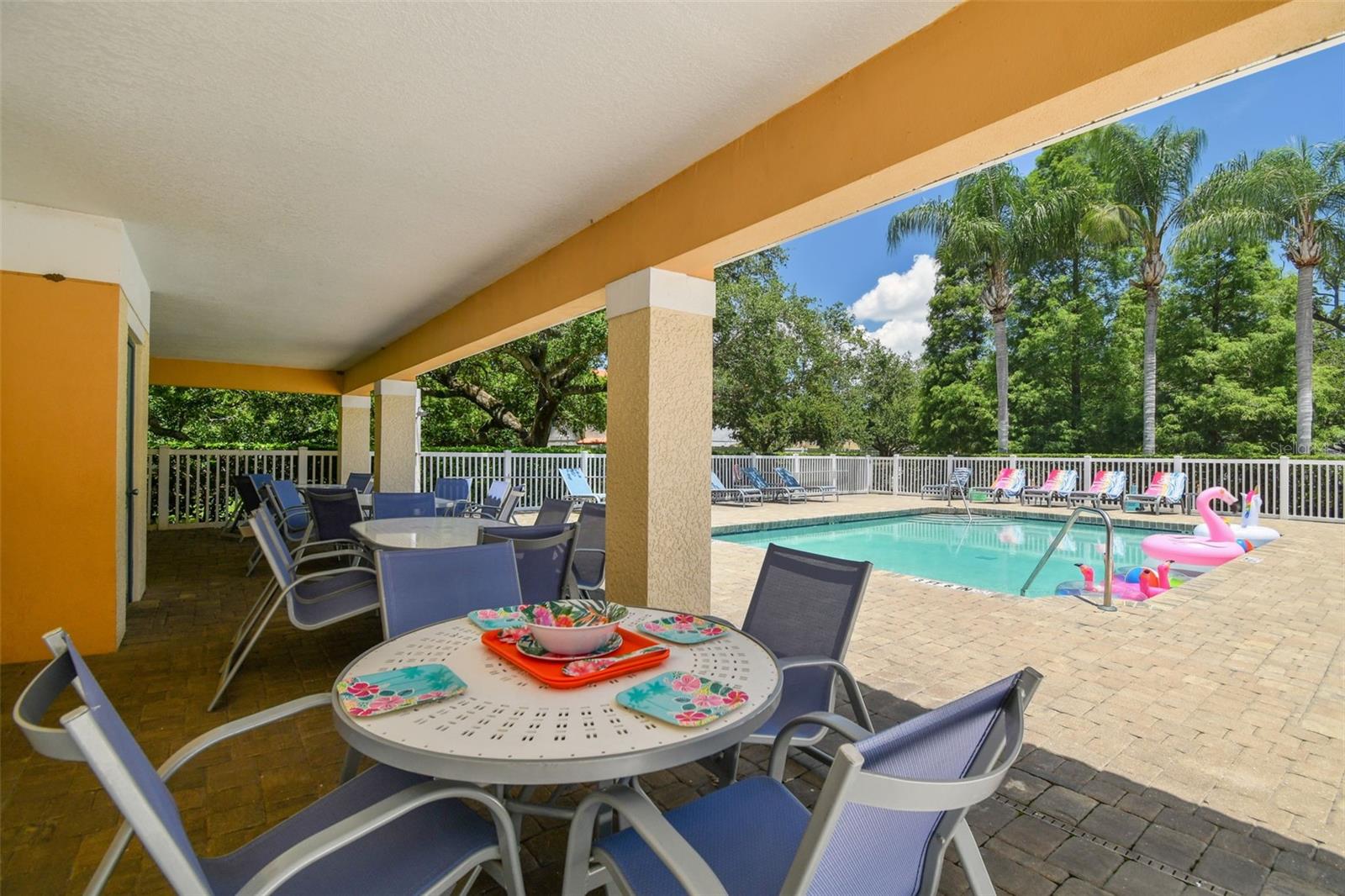 BAYSHORE WEST - Residential