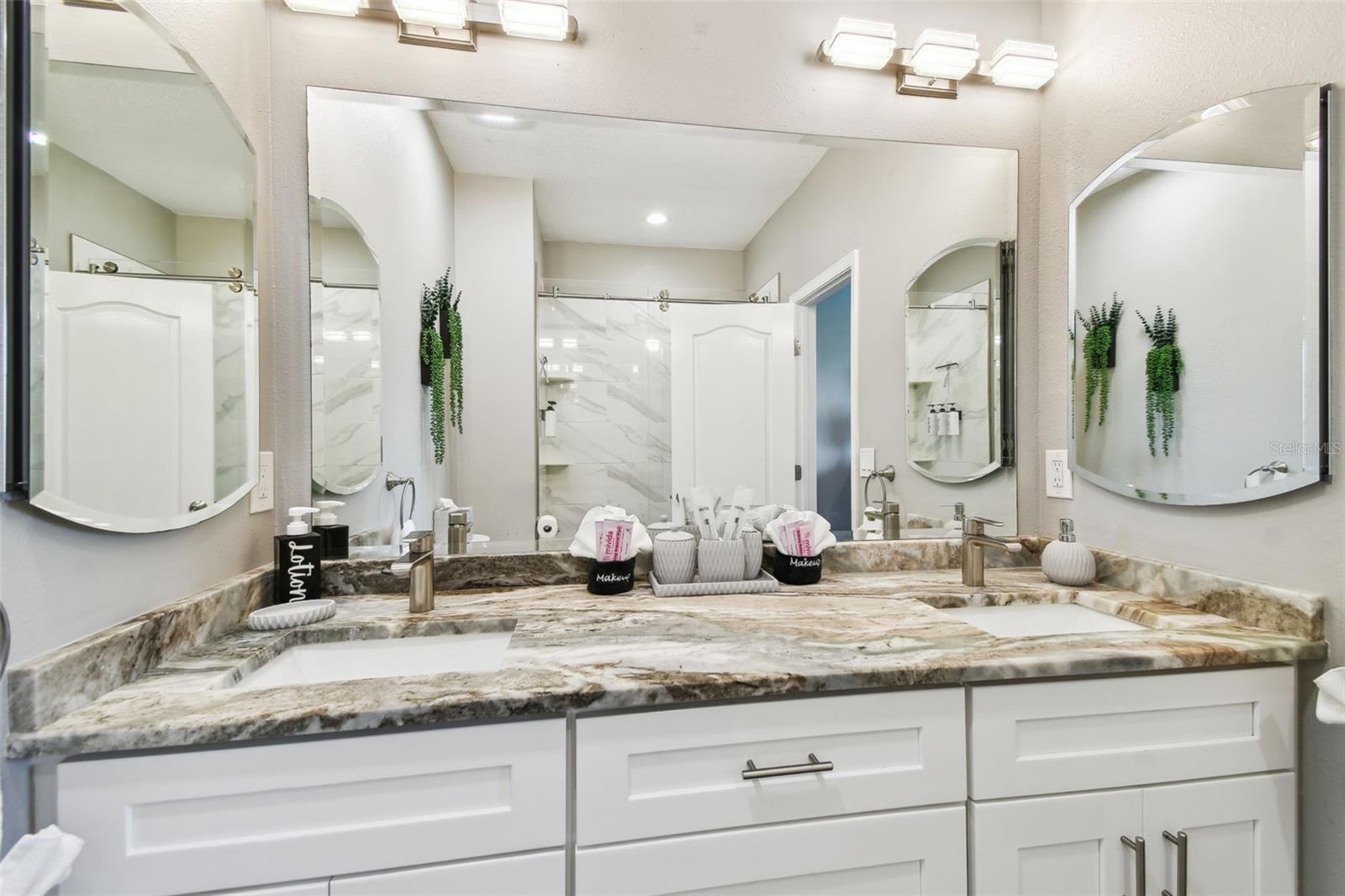 BAYSHORE WEST - Residential