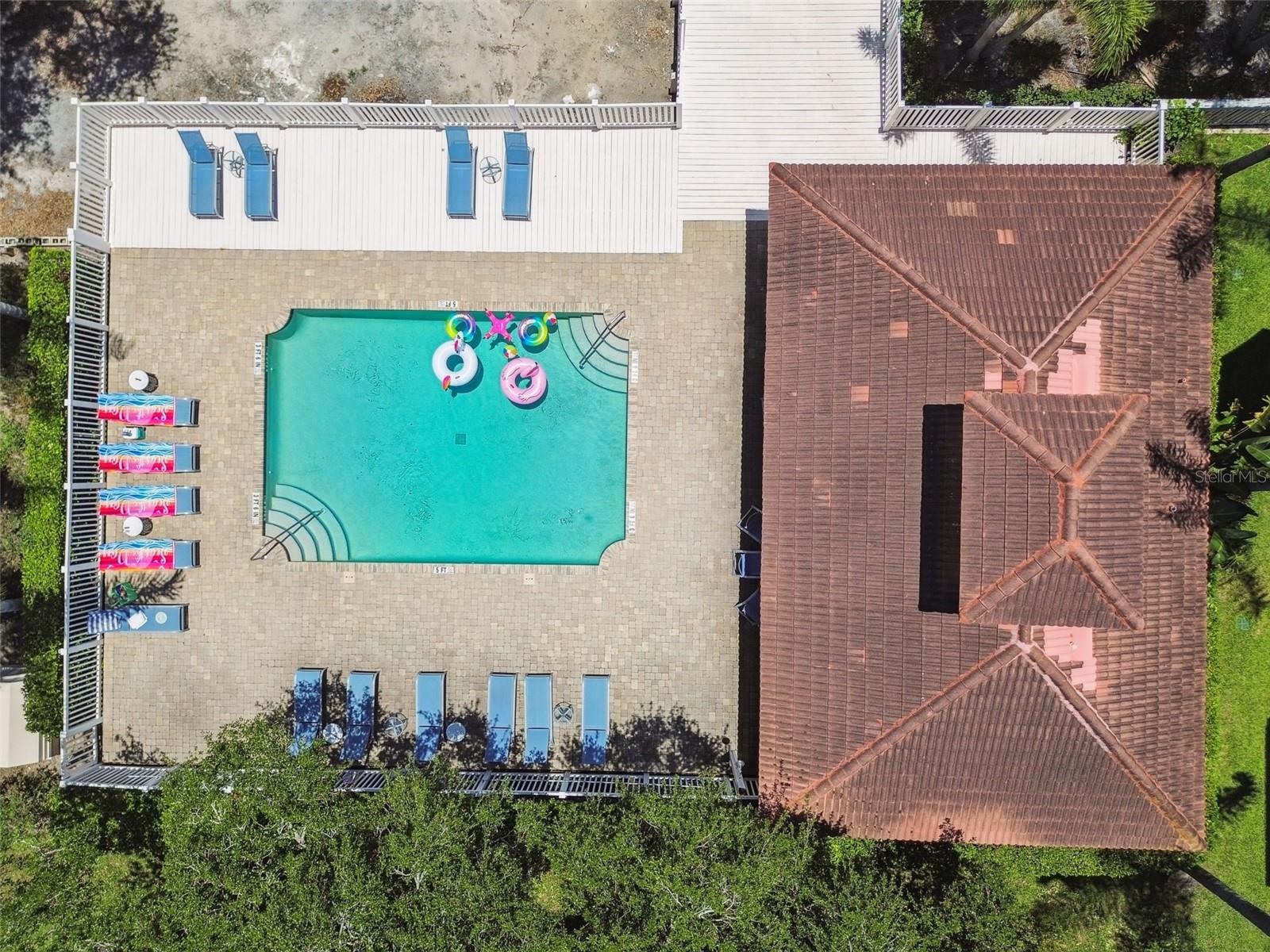 BAYSHORE WEST - Residential