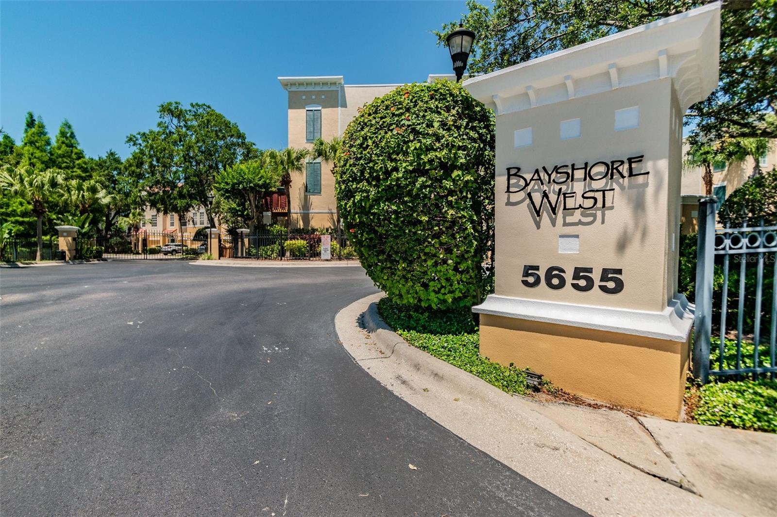 BAYSHORE WEST - Residential