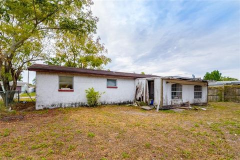 A home in PORT RICHEY