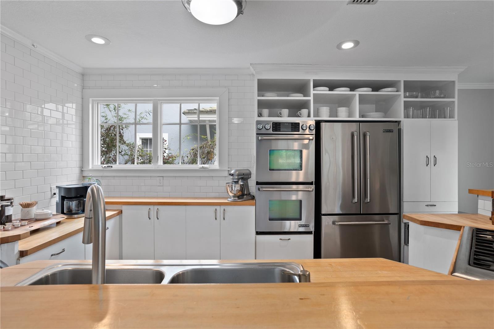 PHILLIPS PLACE - Residential