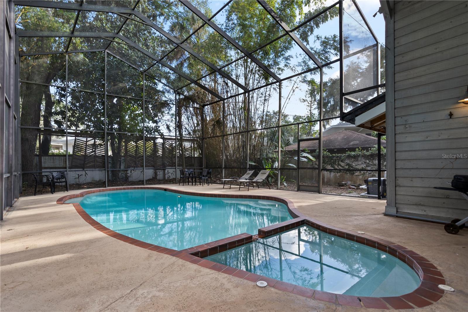 PHILLIPS PLACE - Residential