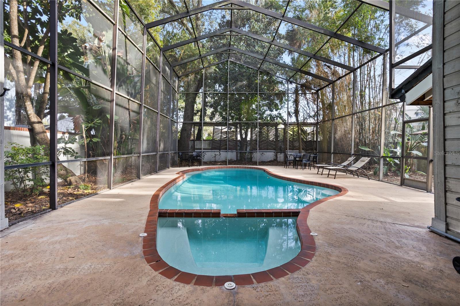 PHILLIPS PLACE - Residential