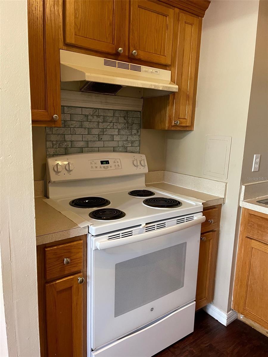 SUMMER LAKES 2 - Residential Lease