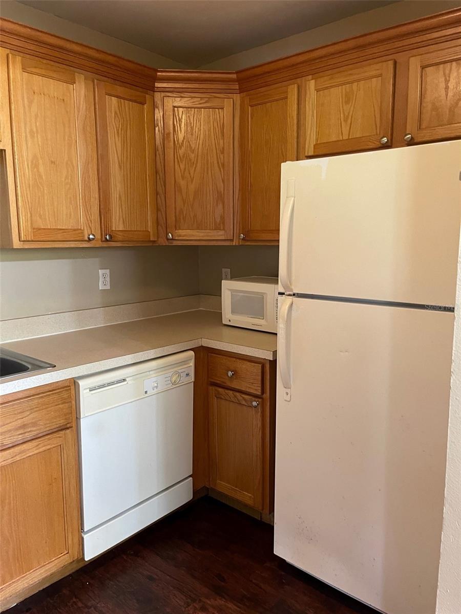 SUMMER LAKES 2 - Residential Lease