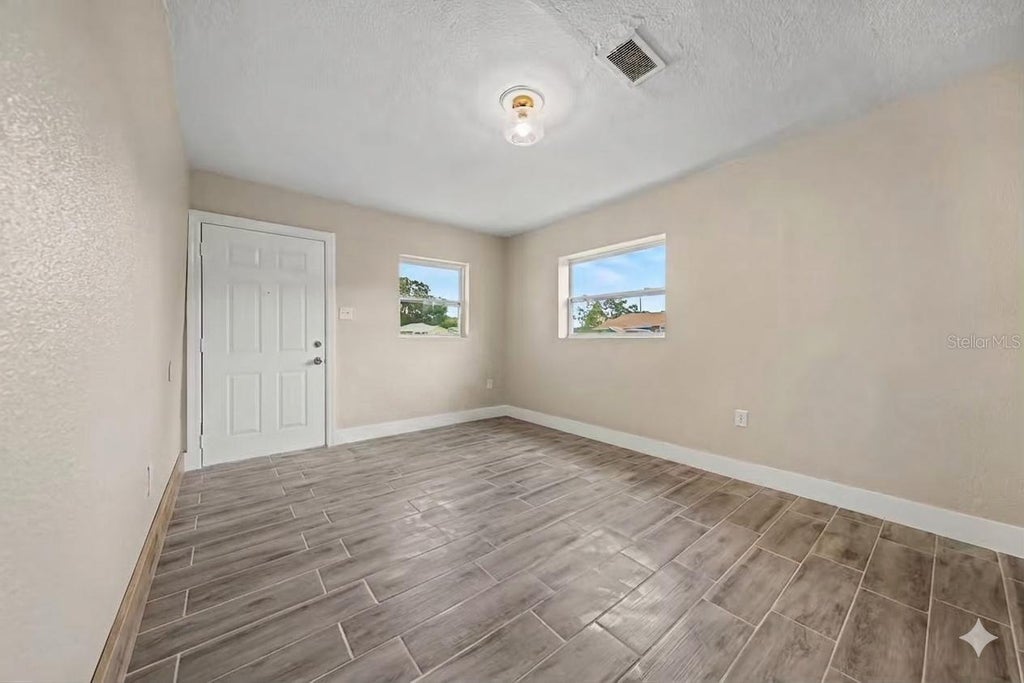 Photo of 769 Willie Mays Parkway, Orlando, FL 32811 (MLS # O6416981)