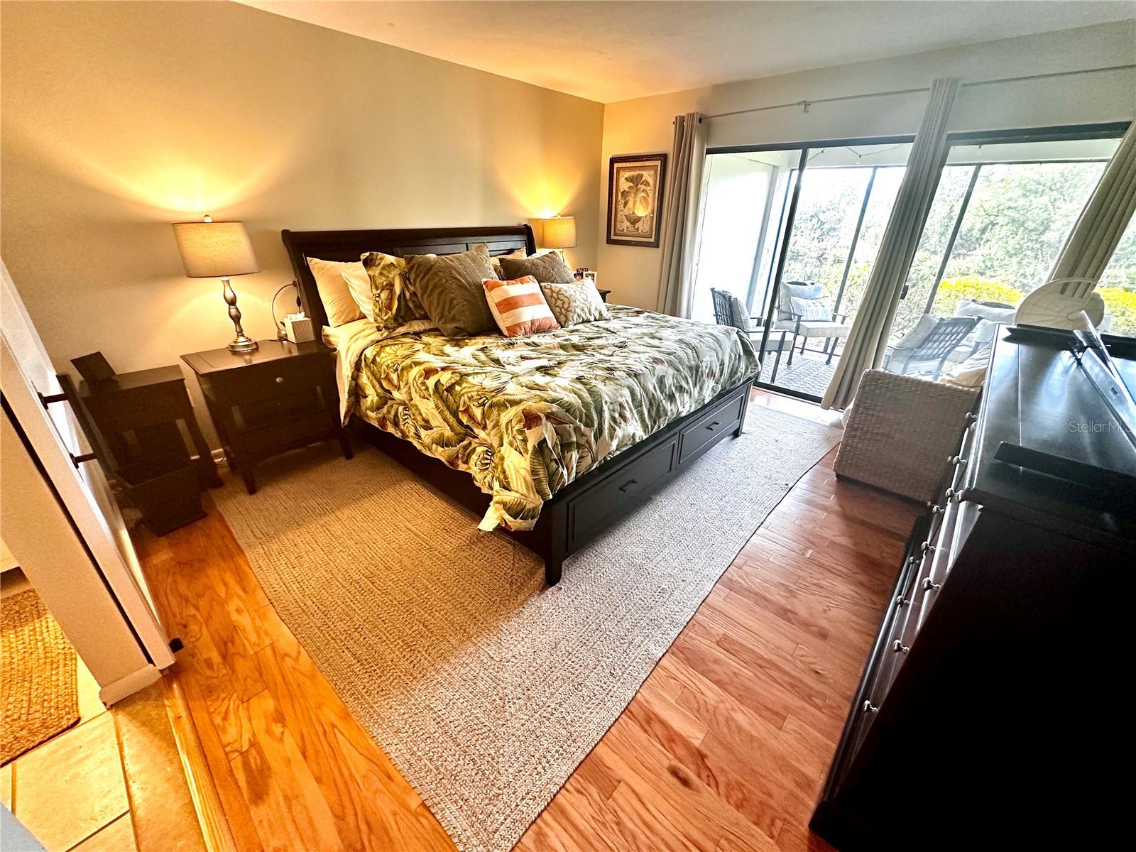 BAY HOLLOW - Residential Lease