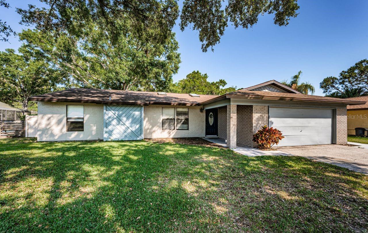455 CYPRESS LAKE COURT