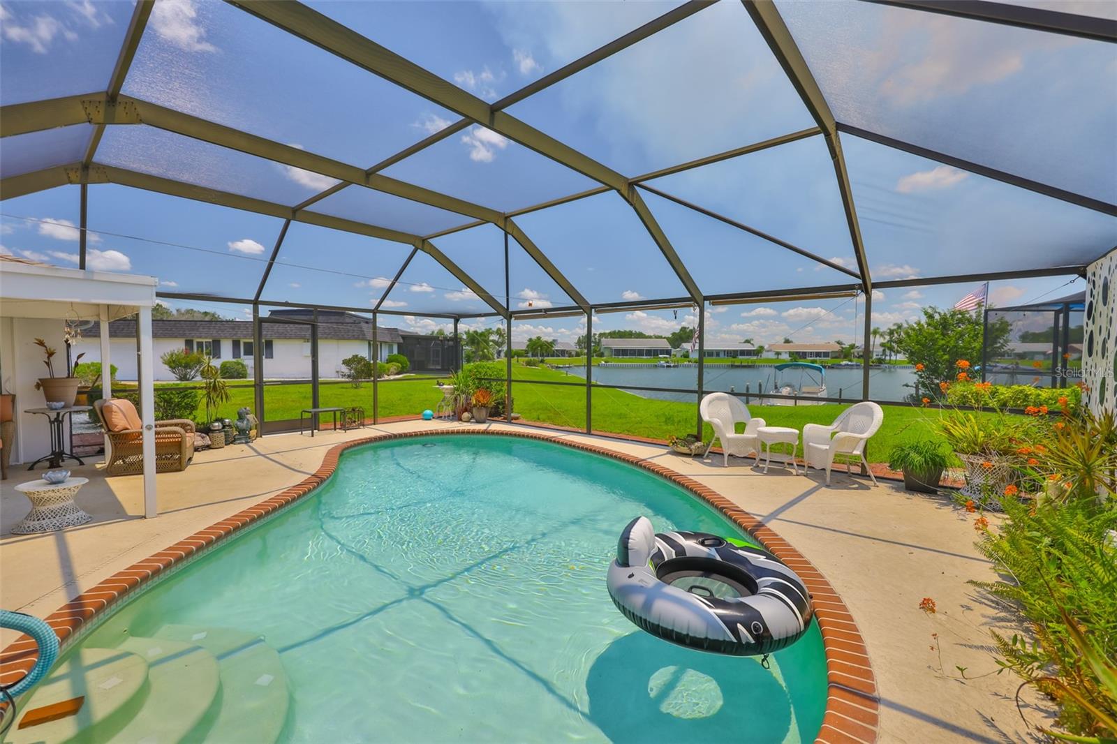1811 MILFORD CIRCLE