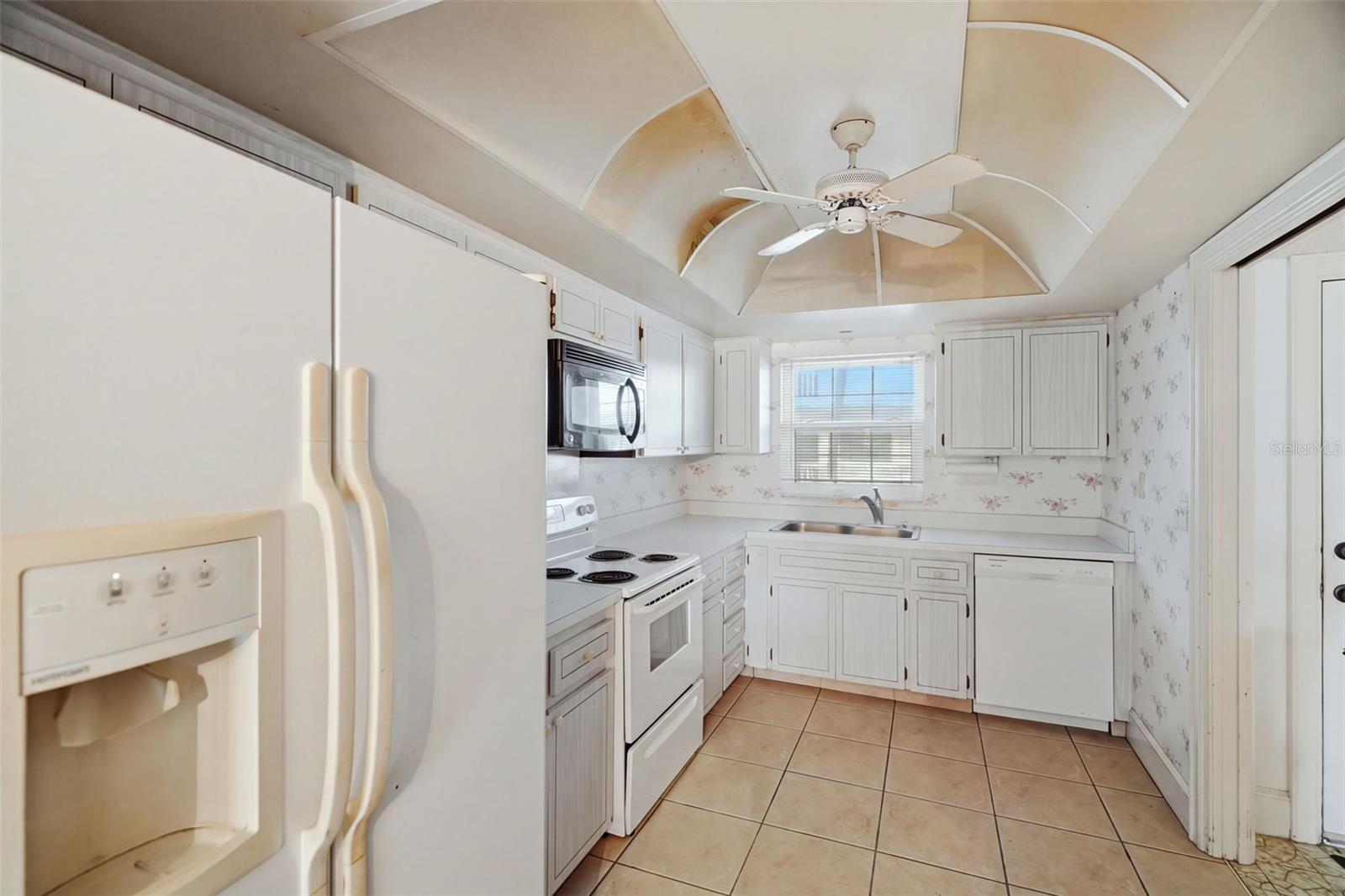 131 BLUFF VIEW DRIVE 107