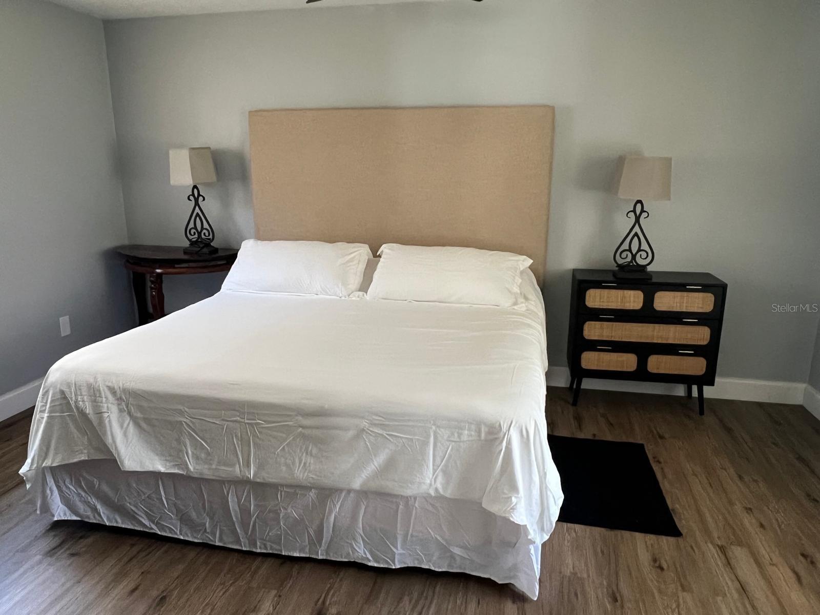 MOUNT DORA PINE CREST UNREC - Residential Lease