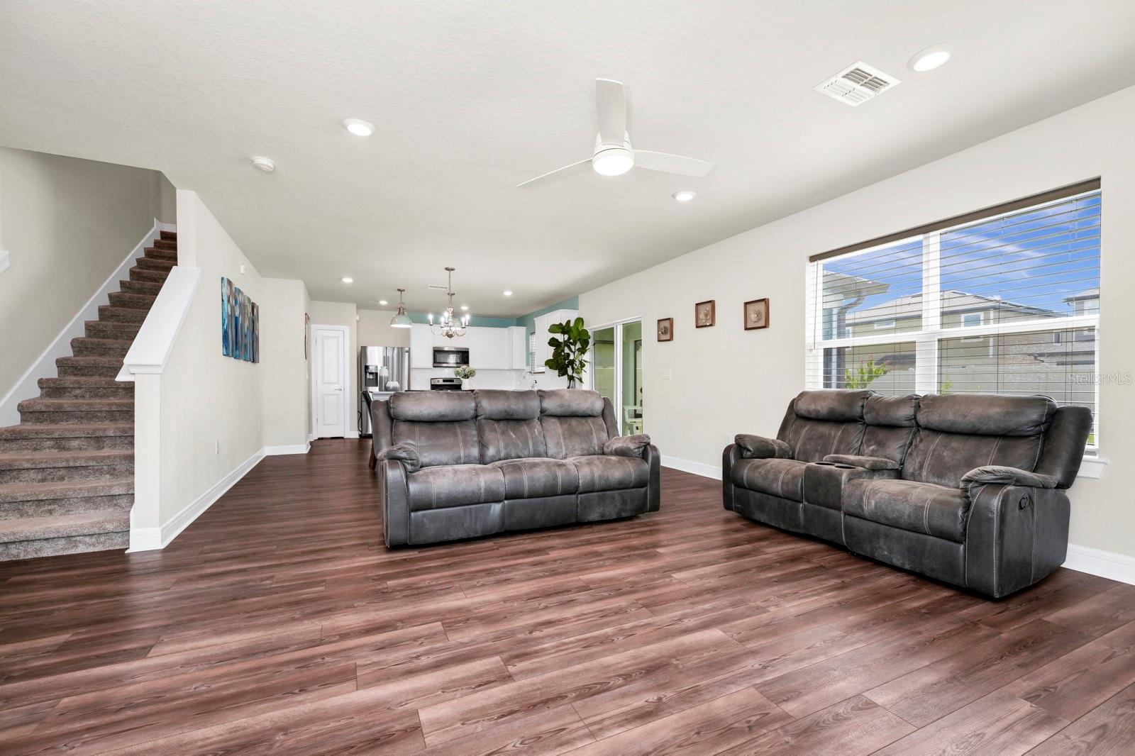 RIVERSTONE PH 1 - Residential