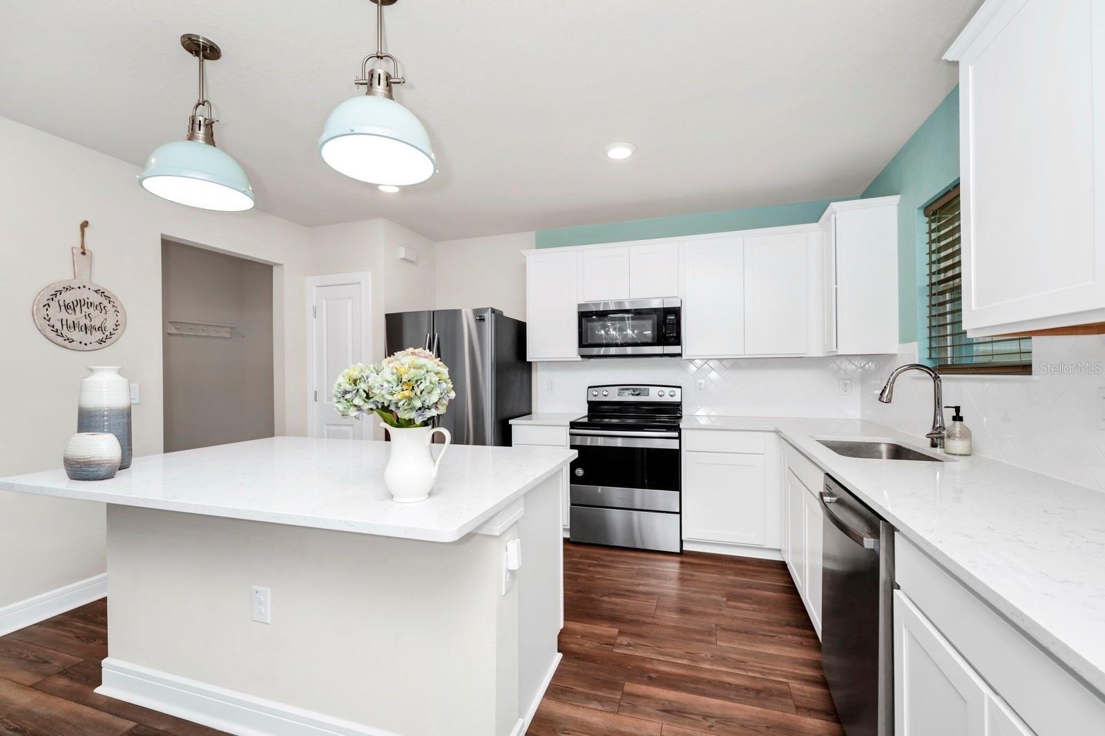 RIVERSTONE PH 1 - Residential