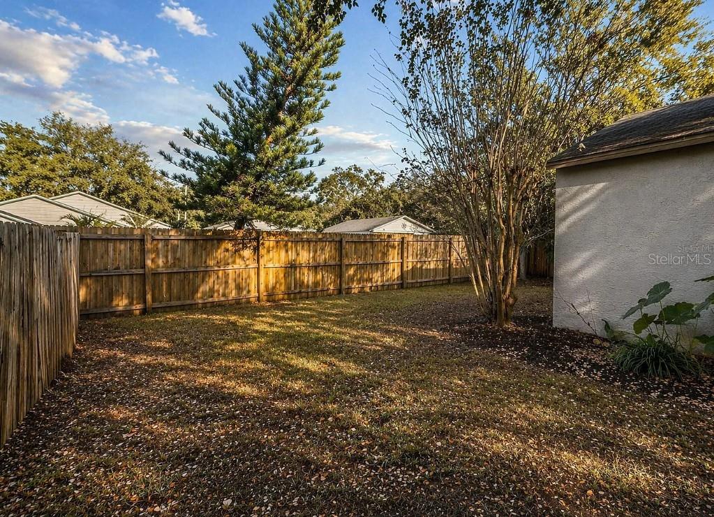 WEST OLDSMAR SEC 1 - Residential Lease